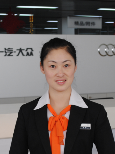 杨静女士